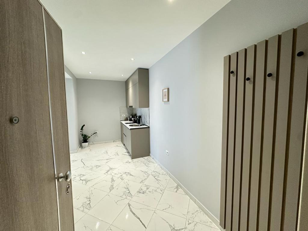 Trea Accomodations Wlora Zewnętrze zdjęcie